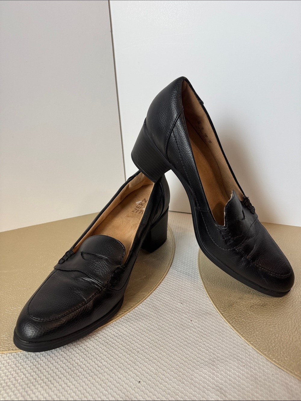 Naturalizer Black Leather Heeled Loafers